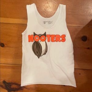 Hooters tank top and shorts XS